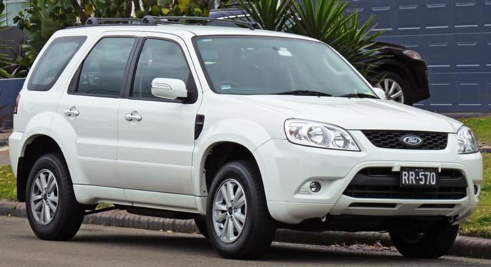 2008-2010 Ford Escape (ZD) wagon 03.jpg